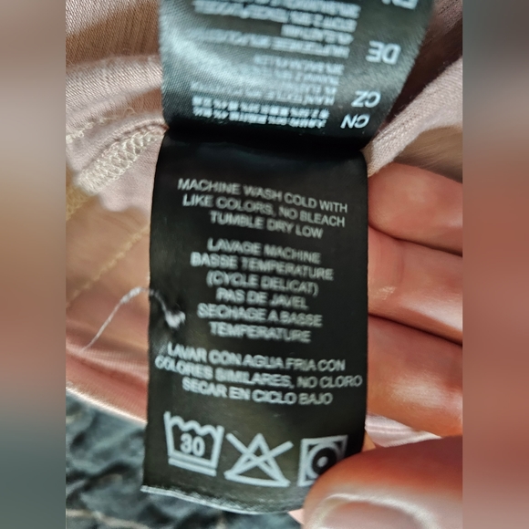 *Kuhl Quarter-Sleeve Shirt* - Picture 2 of 13